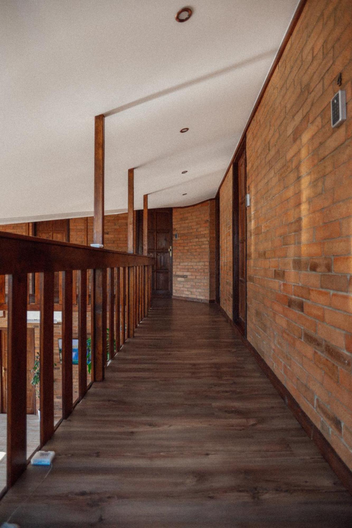 Megnyugtat-Lak Apartmanhaz 代姆延 外观 照片